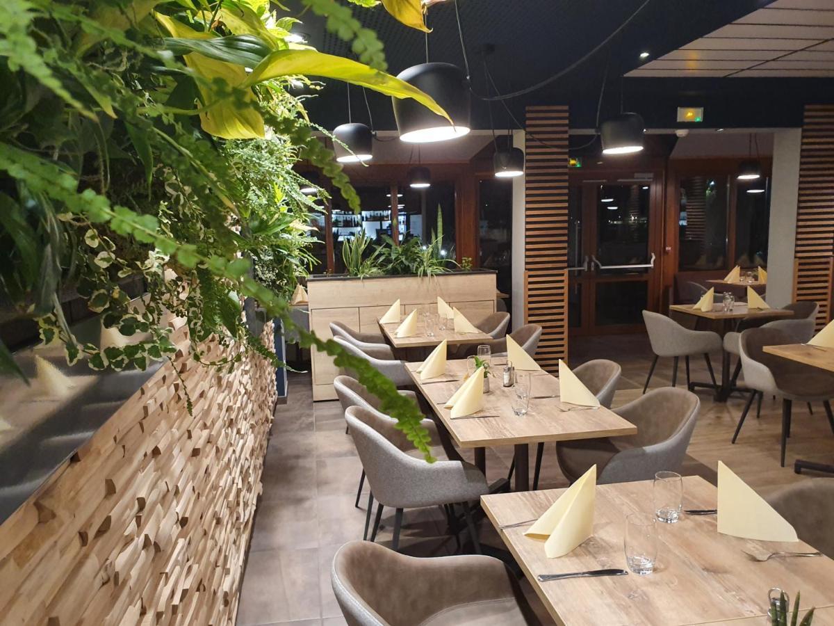 Hotel Le Caballin Vogelgrun Экстерьер фото
