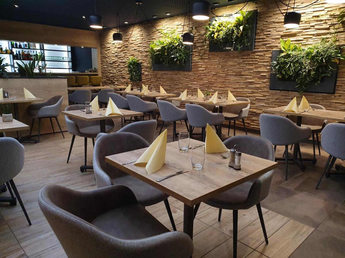 Hotel Le Caballin Vogelgrun Экстерьер фото