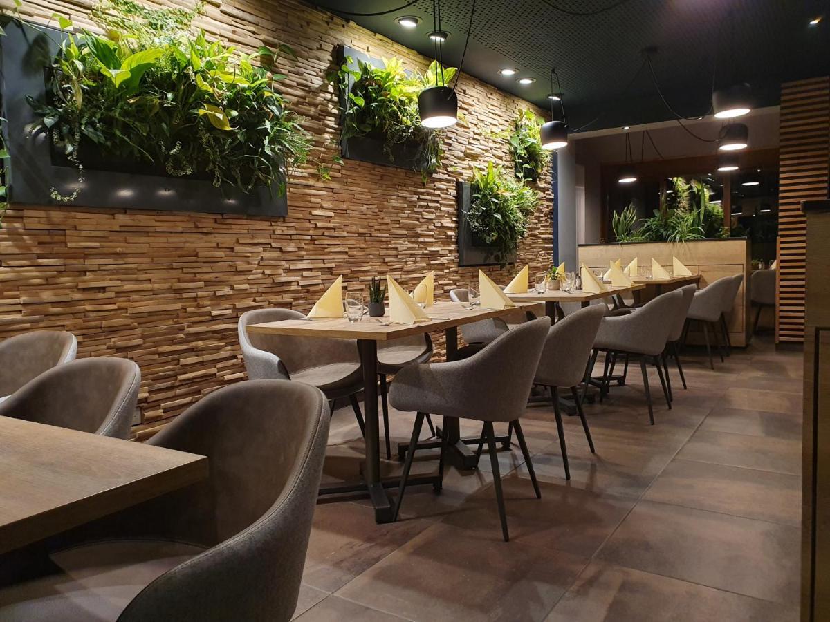 Hotel Le Caballin Vogelgrun Экстерьер фото